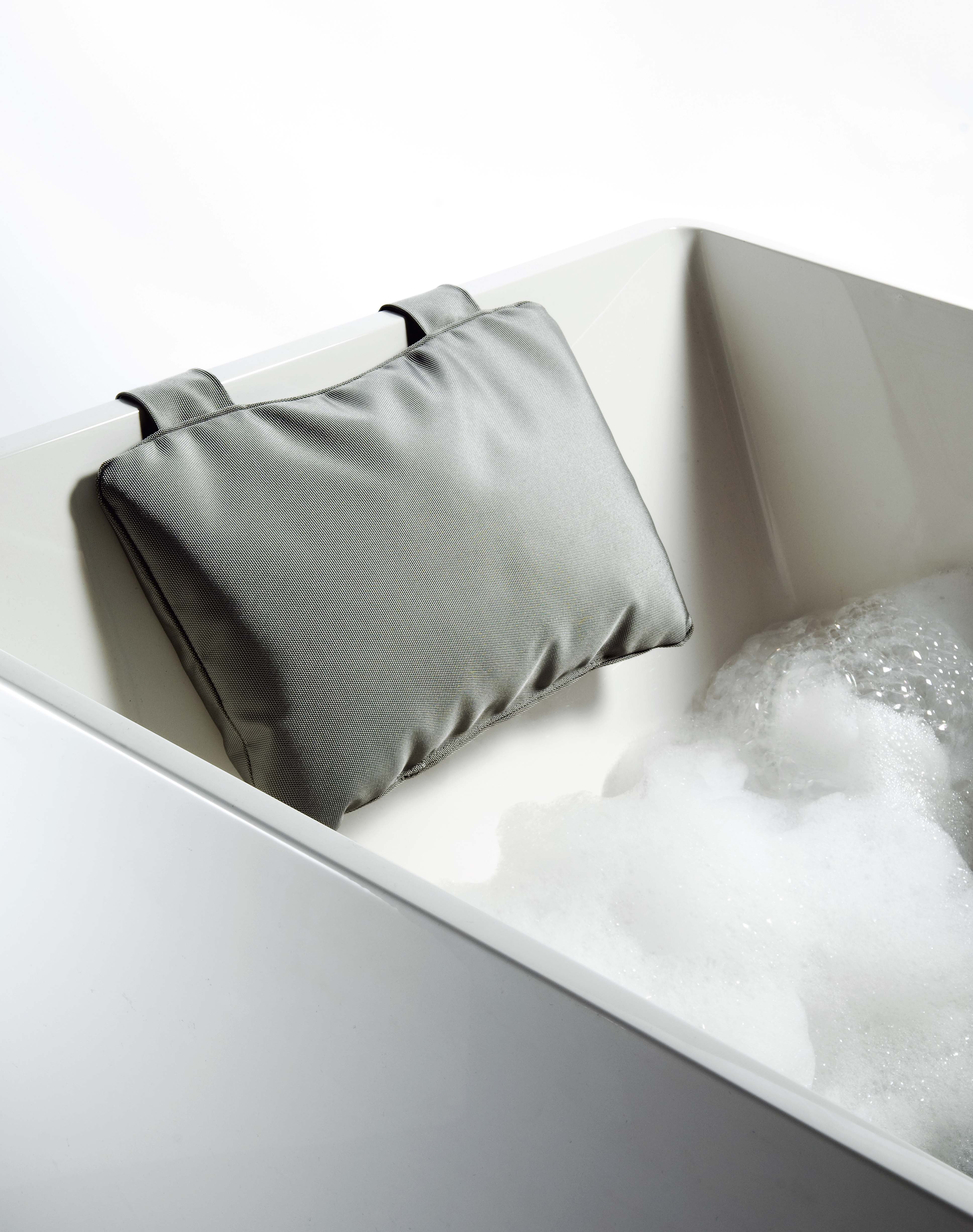 Loft_NK_1 Nackenkissen mit Saugnäpfen